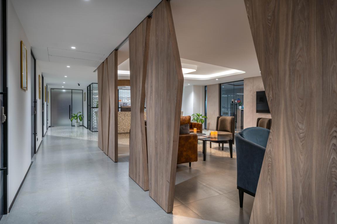 Nova-Clinic-urban-zen-rohit-suraj-surfaces-reporter